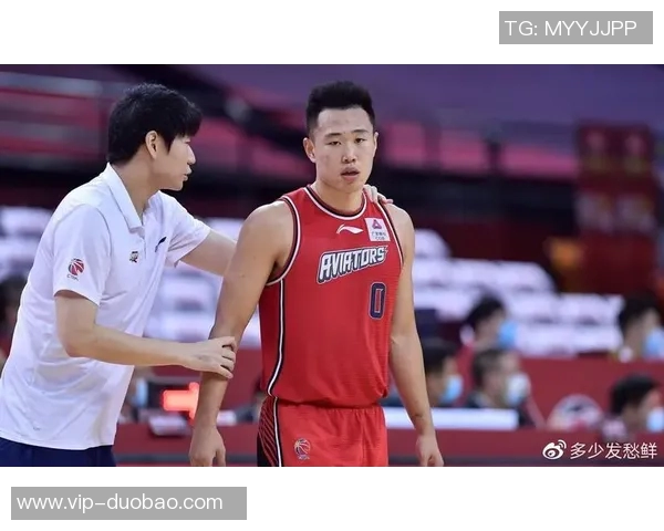 杜克大学与少帅JonScheyer续签六年合约将执教至2030至2031赛季