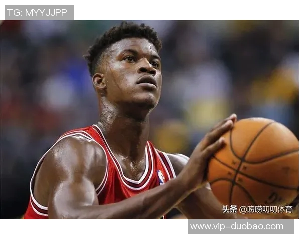 齐沃现场指挥风格独特提前喊接球球员与绰号互动引关注