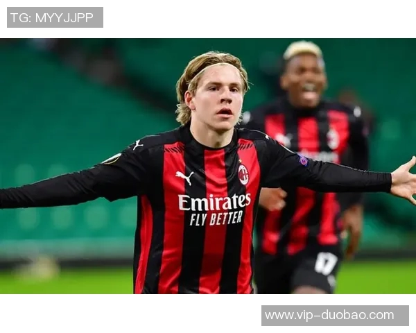 米兰旧将海于格对热刺大放异彩梅开二度多项数据领跑全场