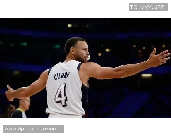 库里即将40岁仍能主宰比赛身材与实力的完美结合令人惊叹 库里即将40岁仍能主宰比赛身材与实力的完美结合令人惊叹