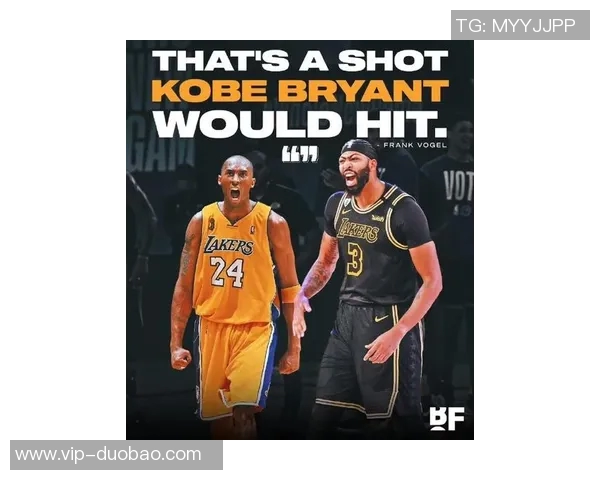 浓眉调侃三状元比一手势称自己拥有大学冠军荣耀