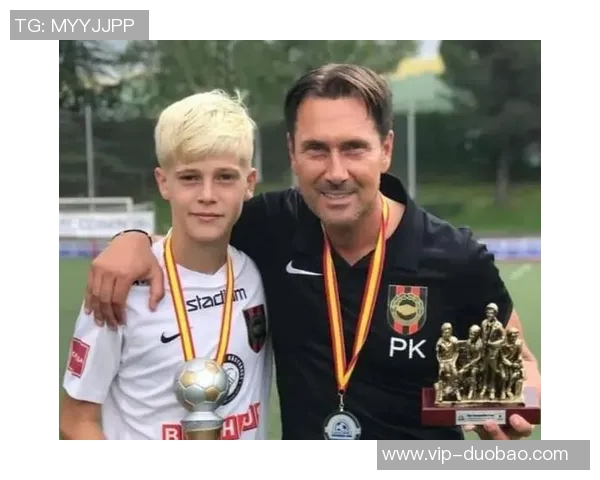 瑞典前锋贝里瓦尔赛后自责错失良机深感负疚