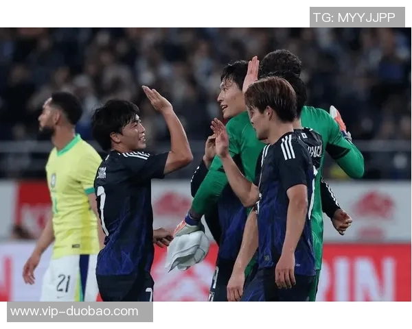 远藤航与阿利森共赏日本逆转巴西的经典之战