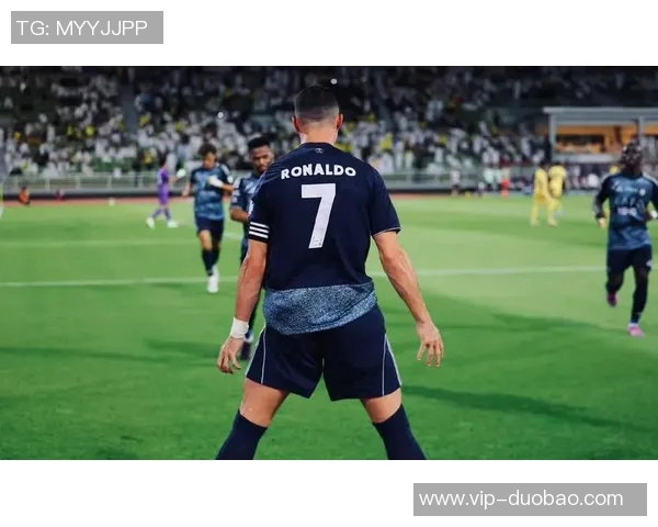 胜利主帅称40岁C罗依然是队中速度第二快的象征性球员 胜利主帅称40岁C罗依然是队中速度第二快的象征性球员