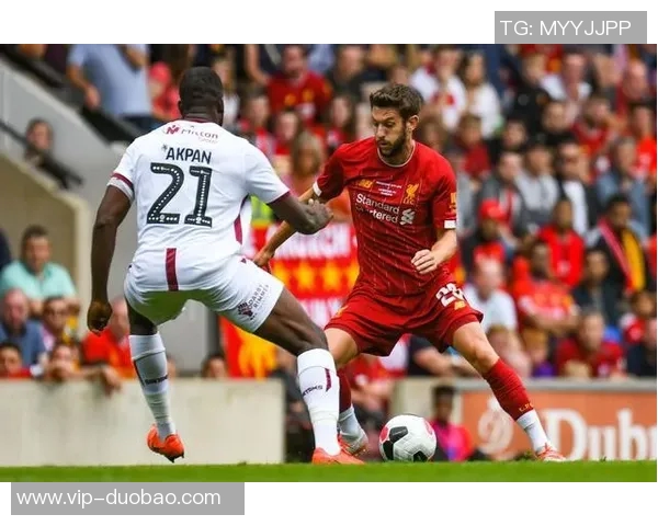 比尔西蒙斯看好黄蜂前景期待三球表现提升赢得球迷信任