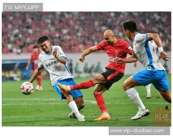 青岛西海岸本赛季高位转换进球数仅次于泰山国安展现强劲实力 青岛西海岸本赛季高位转换进球数仅次于泰山国安展现强劲实力